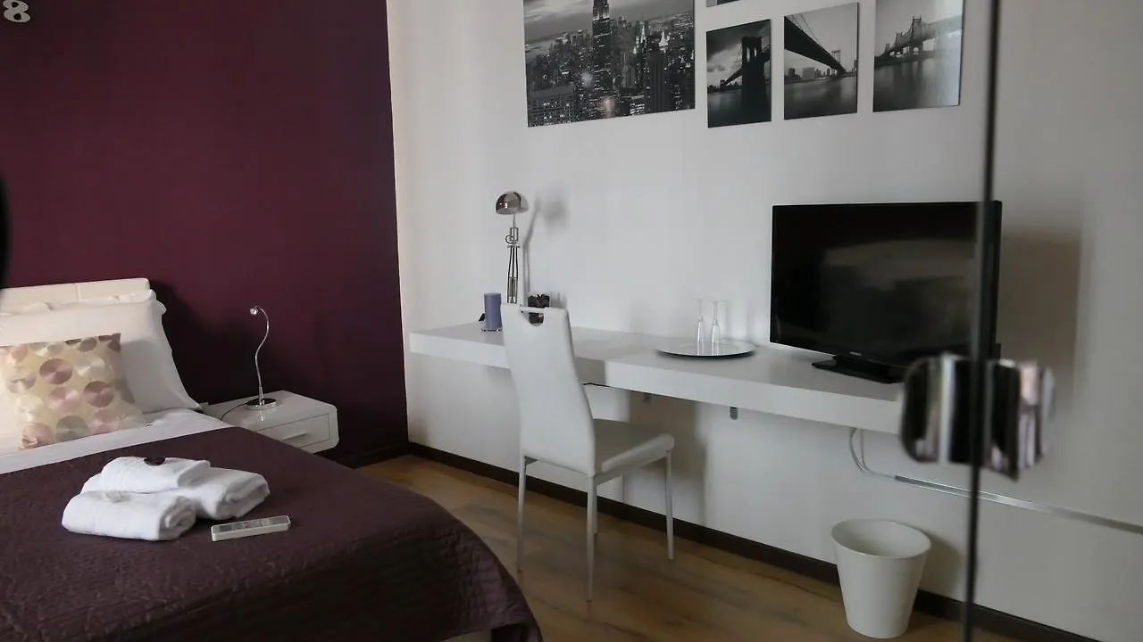 B&B Fusorario Katania 3*,  Włochy